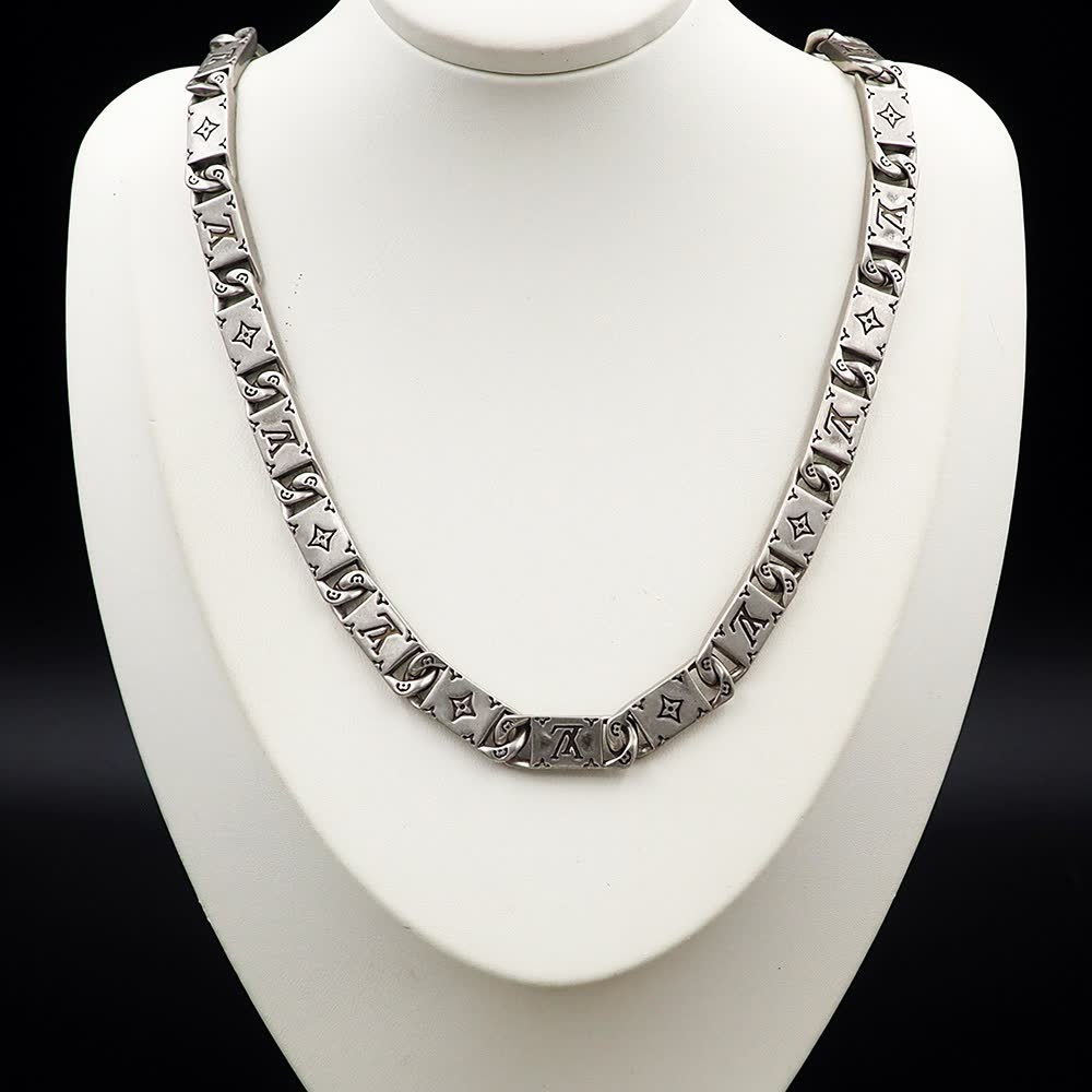 Louis Vuitton Monogram Tied Up Necklace